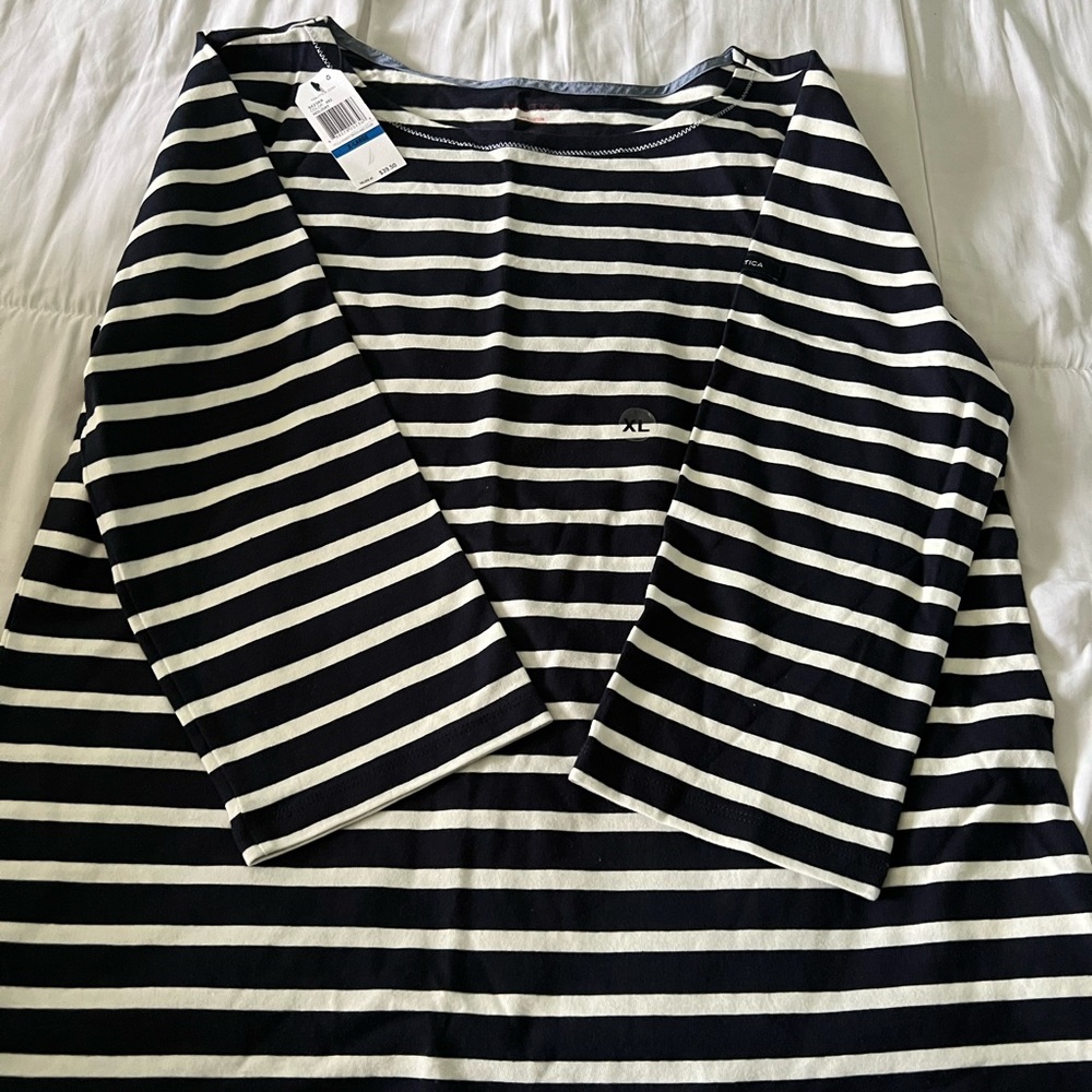 🌊Nautica - stripped top🌊